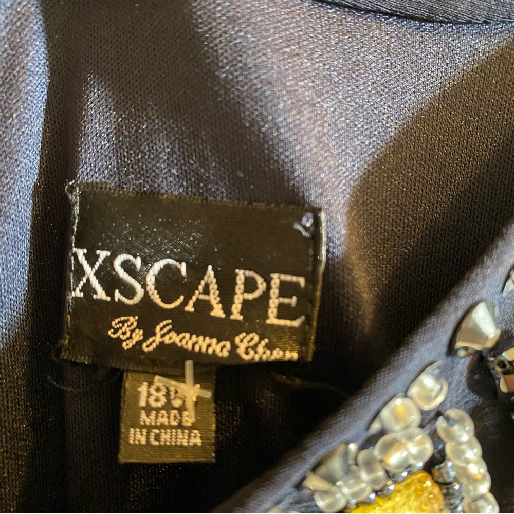 Xscape by Joanna Chen 18W - navy blue, neck embellishment, split sleeve - Picture 7 of 7
